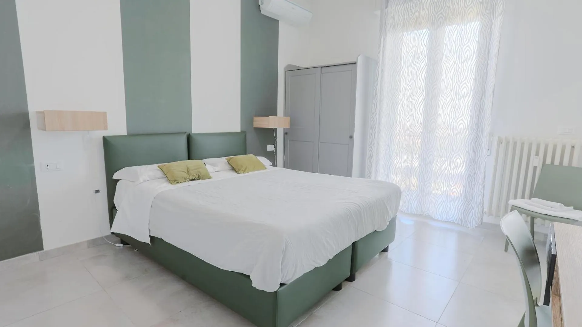 Holabologna Luxury Rooms And Flats Pensjonat Bolonia