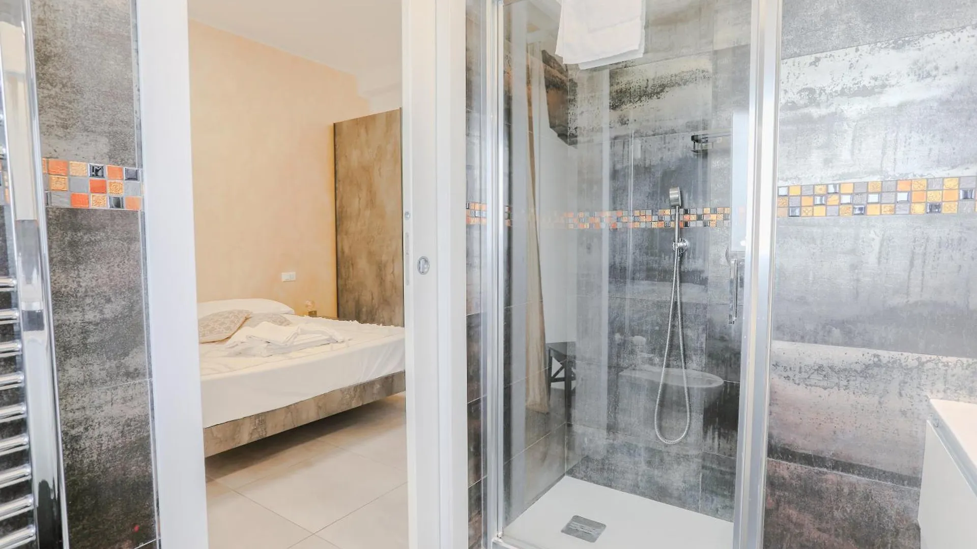 Holabologna Luxury Rooms And Flats 게스트하우스