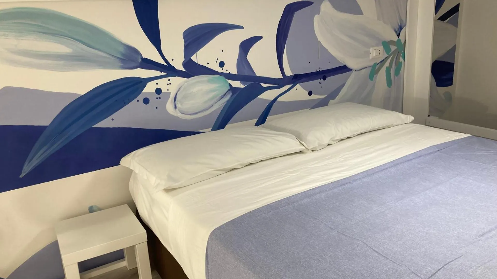 Holabologna Luxury Rooms And Flats 3*, Bologna